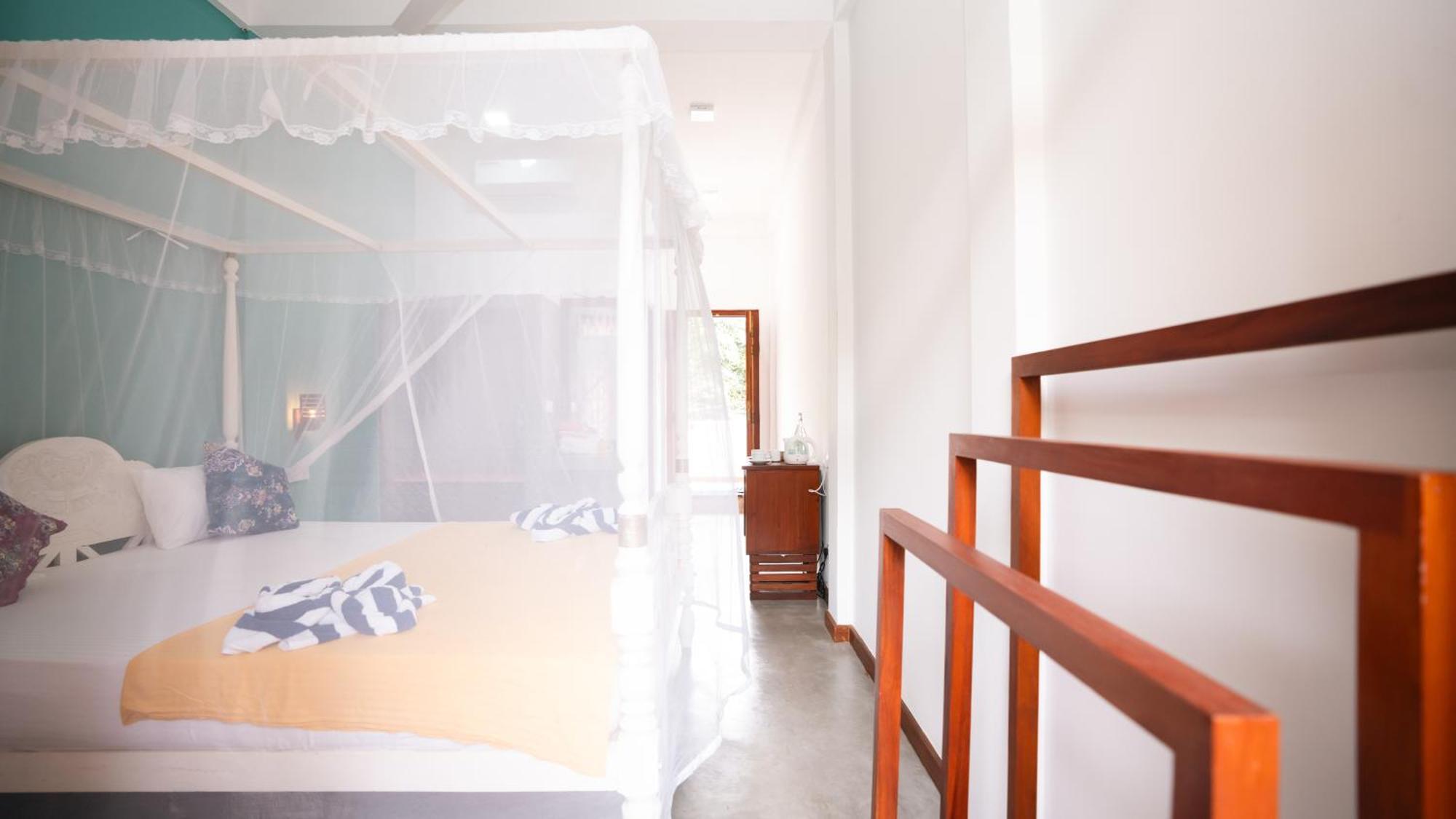 Daffodil Restaurant & Holiday Resort Unawatuna Ngoại thất bức ảnh